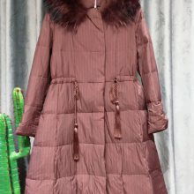 中國供應(yīng)商 一線品牌服裝批發(fā)的新機(jī)遇與挑戰(zhàn)